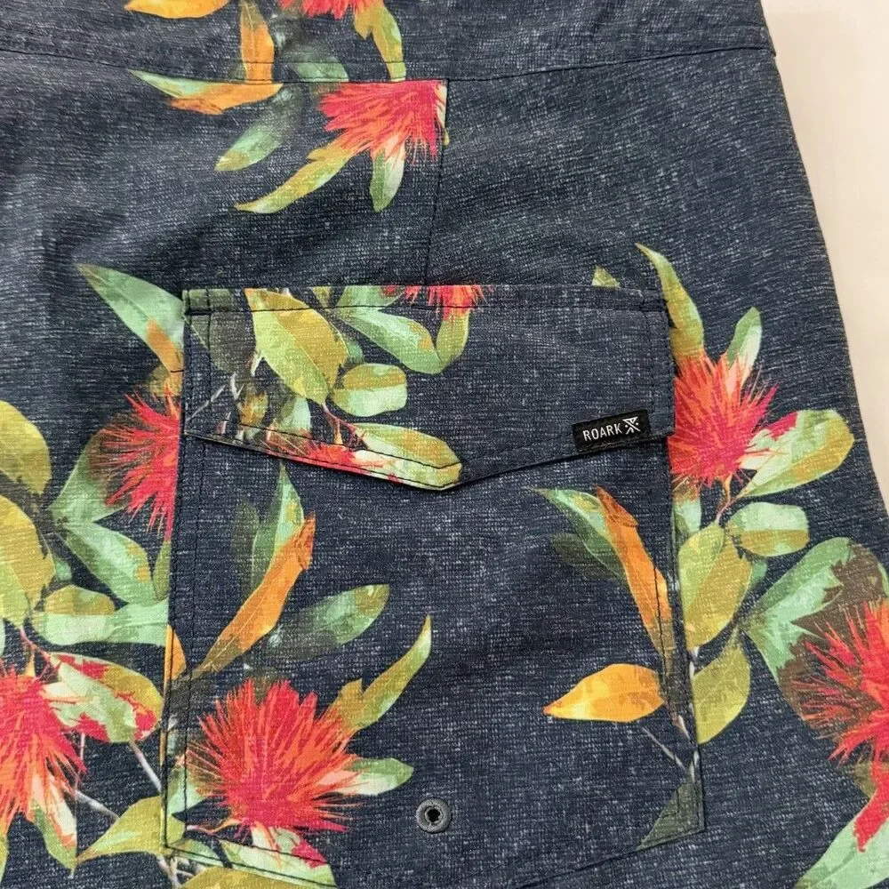 ROARK Passage‎ La Selva Board Shorts Mens 36 Blue Floral Print Hemp Blend Beach